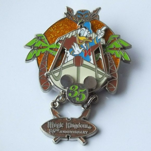 Disney Other - Disney Collectible Pin, 35 Magical Years - Donald Duck Magic Kingdom Park - 2006